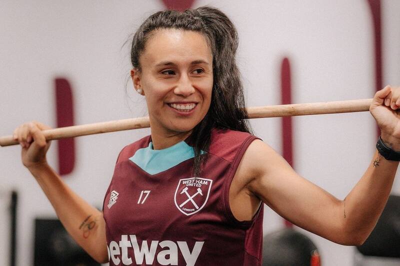 destaca por su calidez en las prácticas del west Ham United. Foto: Instagram West Ham United.