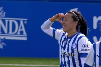 VIDEO | ¡Como crack! Camila Sáez anotó un golazo de tiro libre para la remontada del Alavés Gloriosas en España