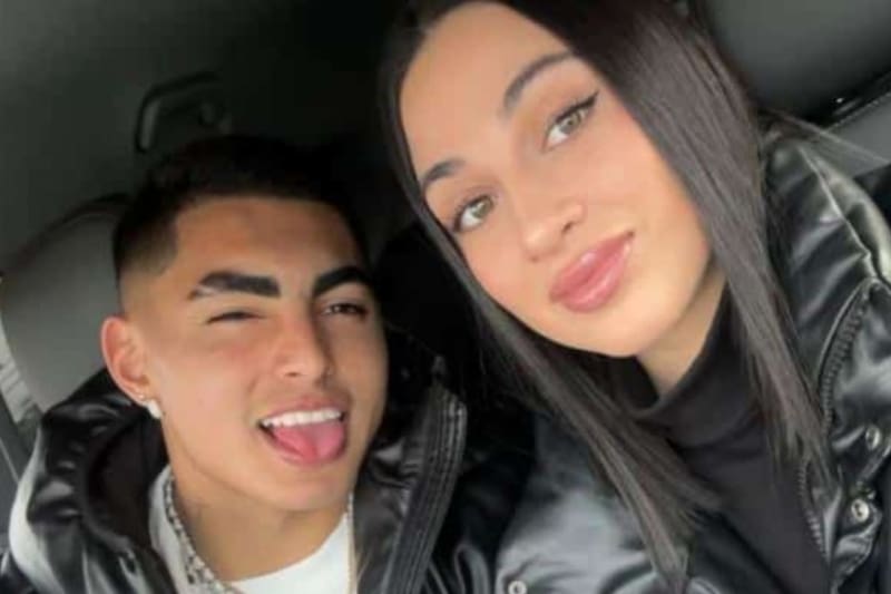 junto a Jordhy Thompson.