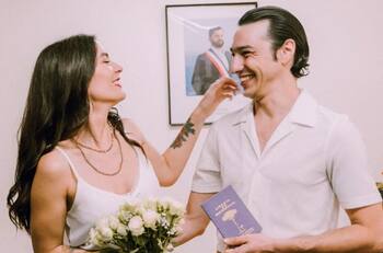 Camila Vallejo comparte inéditas fotografías de su matrimonio con Abel Zicavo