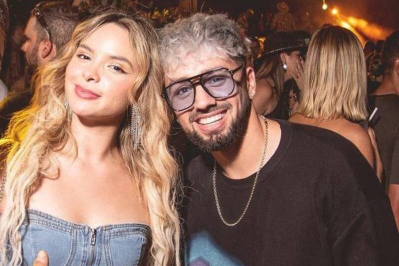 mantienen una relación hace meses.