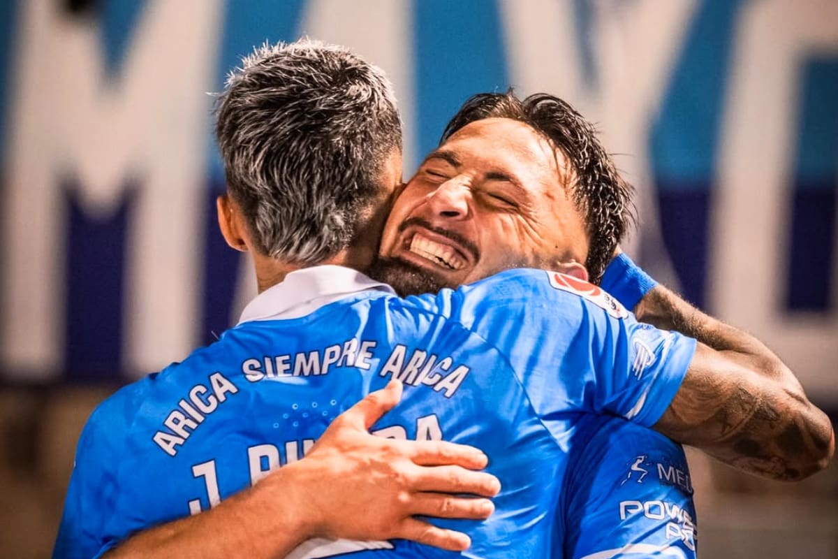 Es figura en San Marcos de Arica y le anotó un doblete a Cobreloa. Foto: San Marcos de Arica.