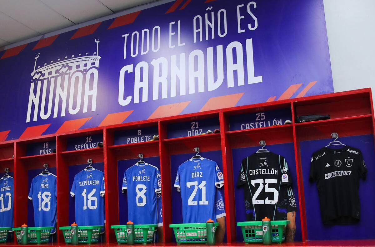 Los dos detalles de la U en su camiseta para homenajear a Leonel Sánchez este domingo