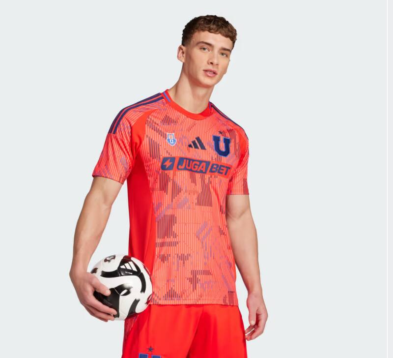 La indumentaria será estrenada esta tarde ante Audax.