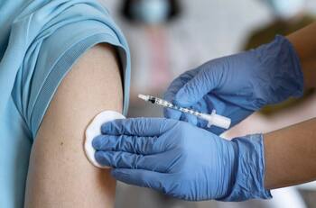 Gobierno confirma campaña 2025 contra la influenza: ¿quiénes se pueden vacunar gratis y dónde deben acudir?