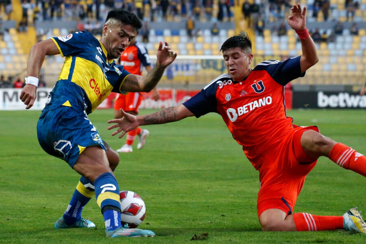 Universidad de Chile ante Everton en Viña del Mar. Foto: Aton.