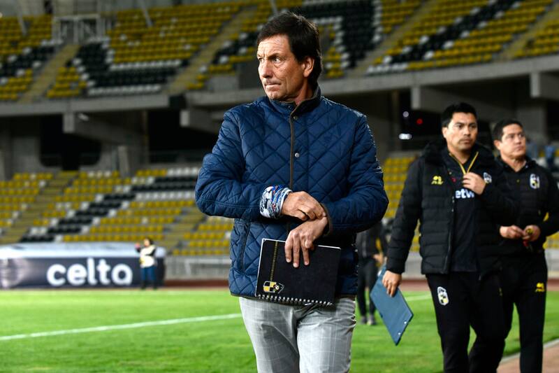 Fernando Díaz descartó la llegada de Mauricio Isla. Foto: Aton.