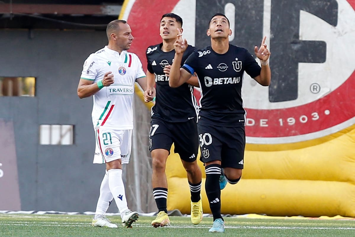 La U venció a Audax Italiano, con muy poco público en las tribunas del Municipal de La Florida. Foto: Aton.