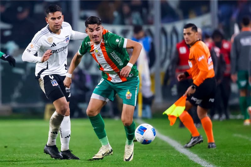 Cobresal todavía debe jugar con Colo Colo en la Liga de Primera. Además, los Legionarios tienen duelos pendientes antes los candidatos a perder la categoría. Foto: Agencia Aton.