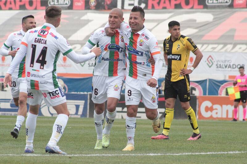 Cobresal sigue firme en el liderato del torneo. Foto: Aton.