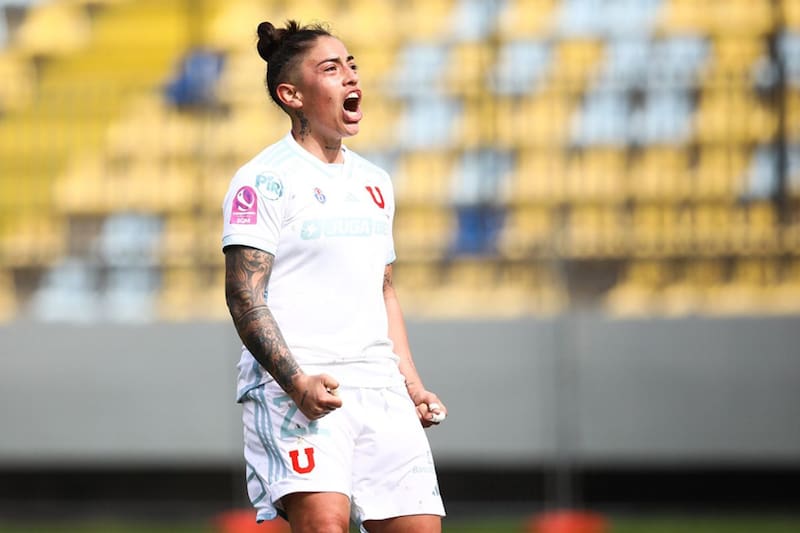 Valentina Díaz festeja uno de los goles del triunfo de La U sobre Everton en Viña del Mar. Foto: Campeonato Chileno.