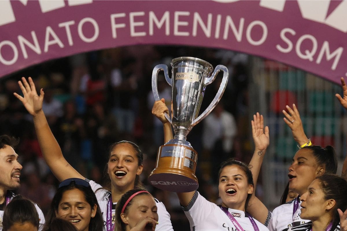 Colo Colo empieza el camino hacia el tetracampeonato. ¿Quién podrá desbancar a las Albas? Foto: Agencia Aton.