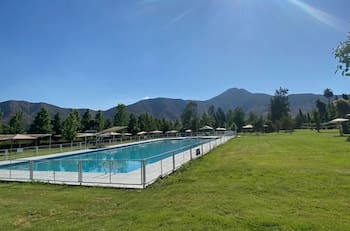 Este camping natural ubicado en Paine es la mejor opción para disfrutar del verano 2026