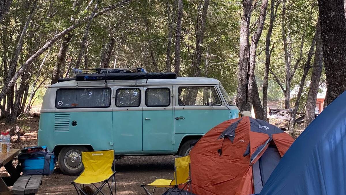 Este camping con cabañas es ideal para alojarte cerca del Parque Nacional Radal Siete Tazas
