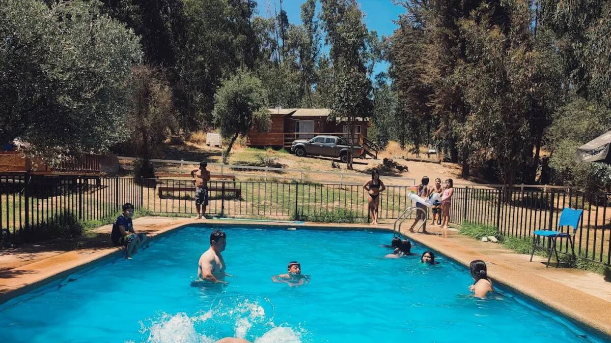 Este camping natural ubicado en Quintero es una excelente alternativa para visitar junto a toda la familia