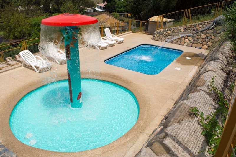 Este recinto ofrece zonas de pícnic y espacios para acampar.
Créditos: Camping La Higuera.