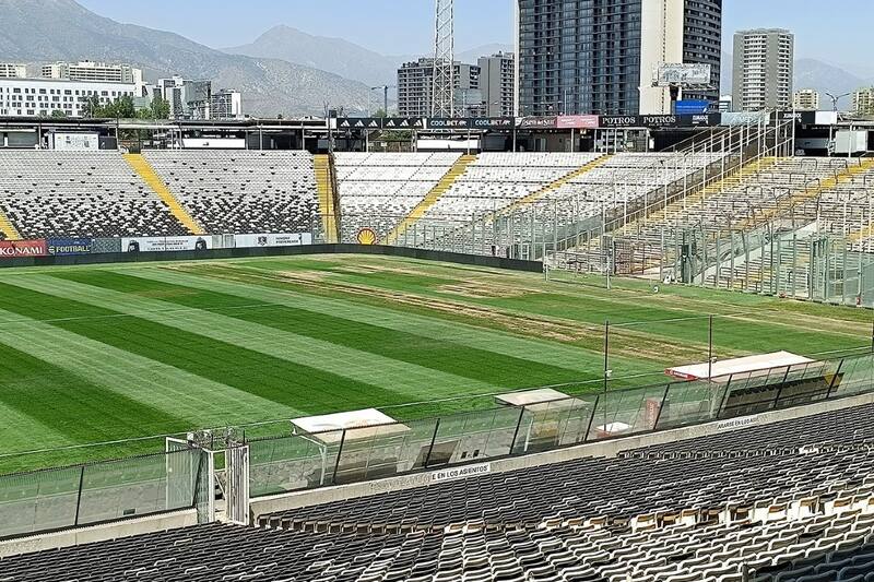 Así ha estado el pasto del Estadio Monumental.