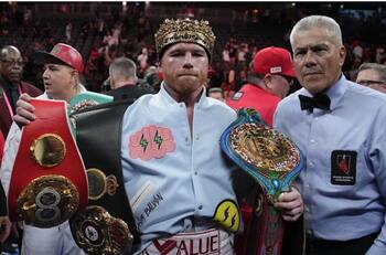Equipo de David Benavidez considera a Canelo Álvarez un boxeador “acabado” y ahora buscan pelea con Dmitry Bivol