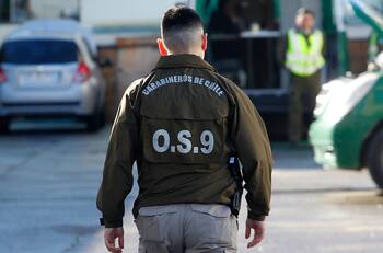 Menores de edad intentaron asaltar a carabinero: asaltante de 15 años fue herido a bala