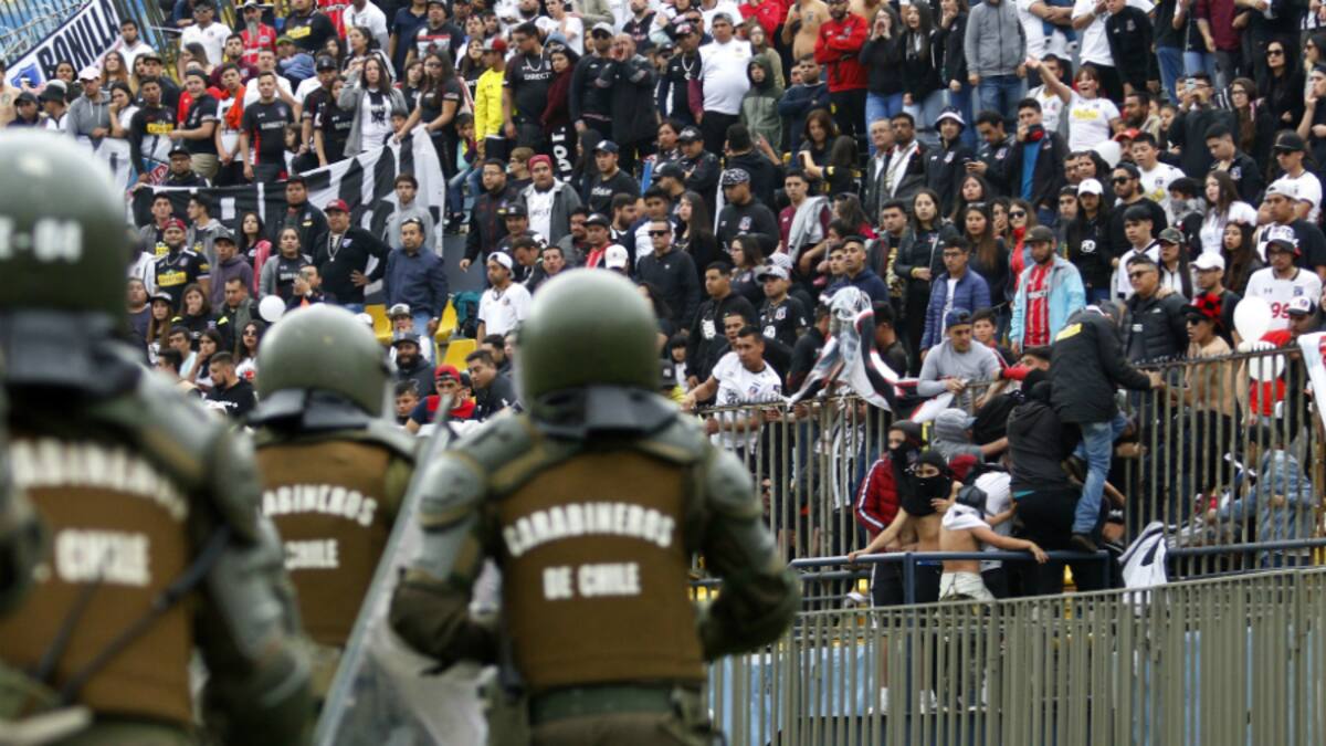 Carabinero que atropelló a hincha de Colo Colo se encuentra detenido