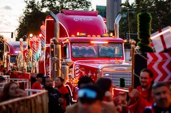 Caravana Coca Cola 2025: Por estas comunas de Chile pasará el evento navideño antes del 24 de diciembre