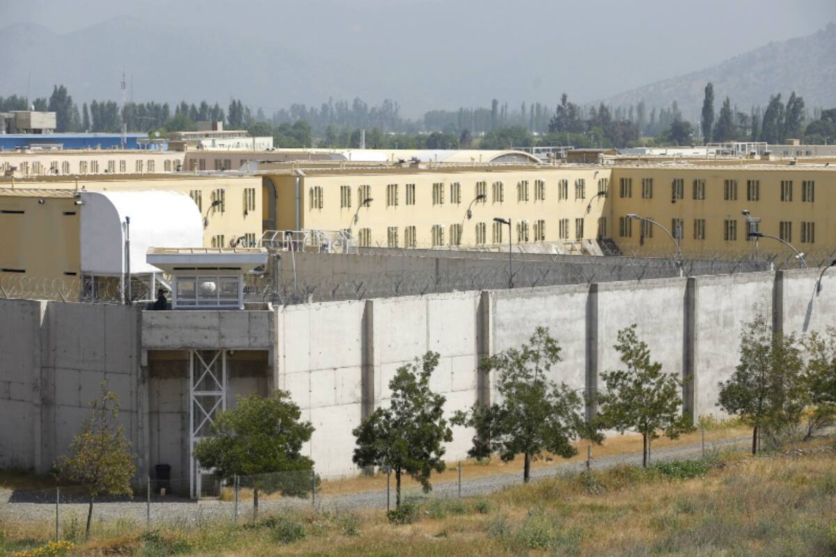 tendrá a Jorge Valdivia entre sus internos.