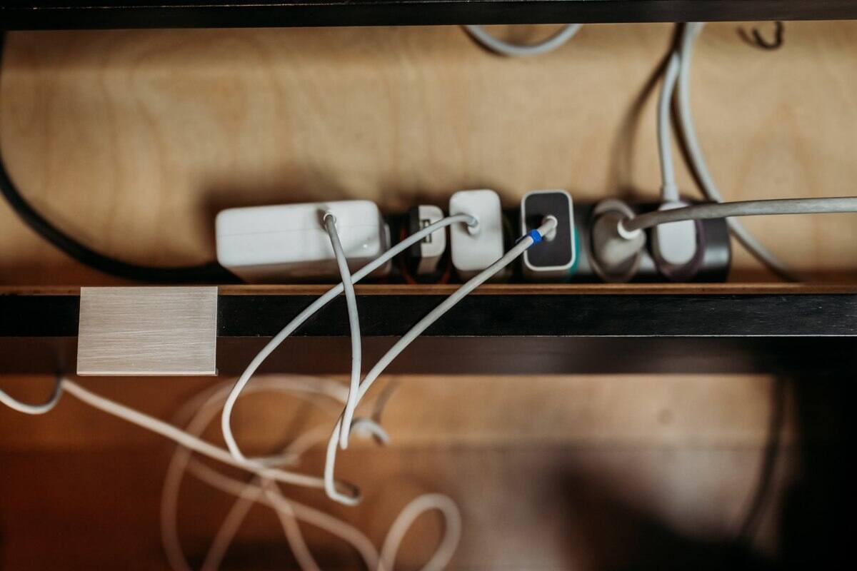 Conoce si realmente es tan malo dejar tu cargador conectado.