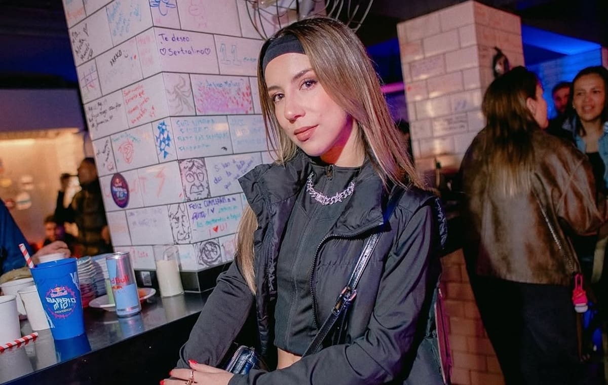 La exfinalista de Rojo está trabajando en su próximo álbum EP.