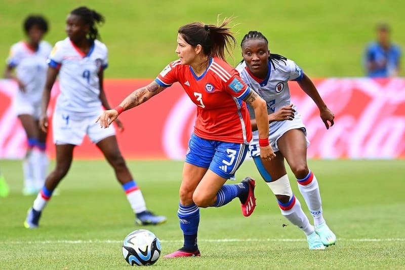 Carla Guerrero fue blanco de críticas tras la eliminación de Chile del Mundial de Australia/Nueva Zelanda 2023.