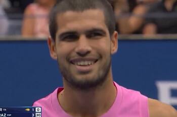 VIDEO | La magia de Carlos Alcaraz se ve reflejada en este puntazo en la final del US Open