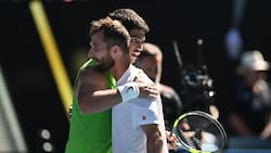 VIDEO | Se terminaron riendo: el puntazo de Alcaraz y Moutet en el Australian Open