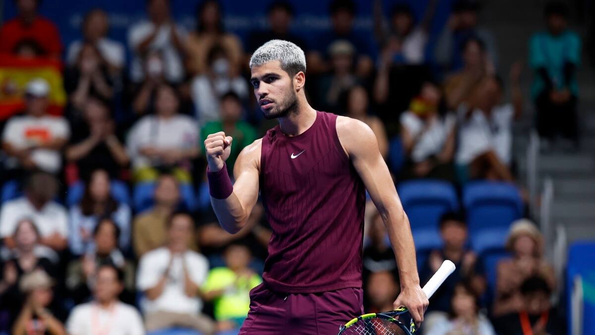 Está intratable: Carlos Alcaraz ganó su séptimo título seguido en el ATP de Tokio