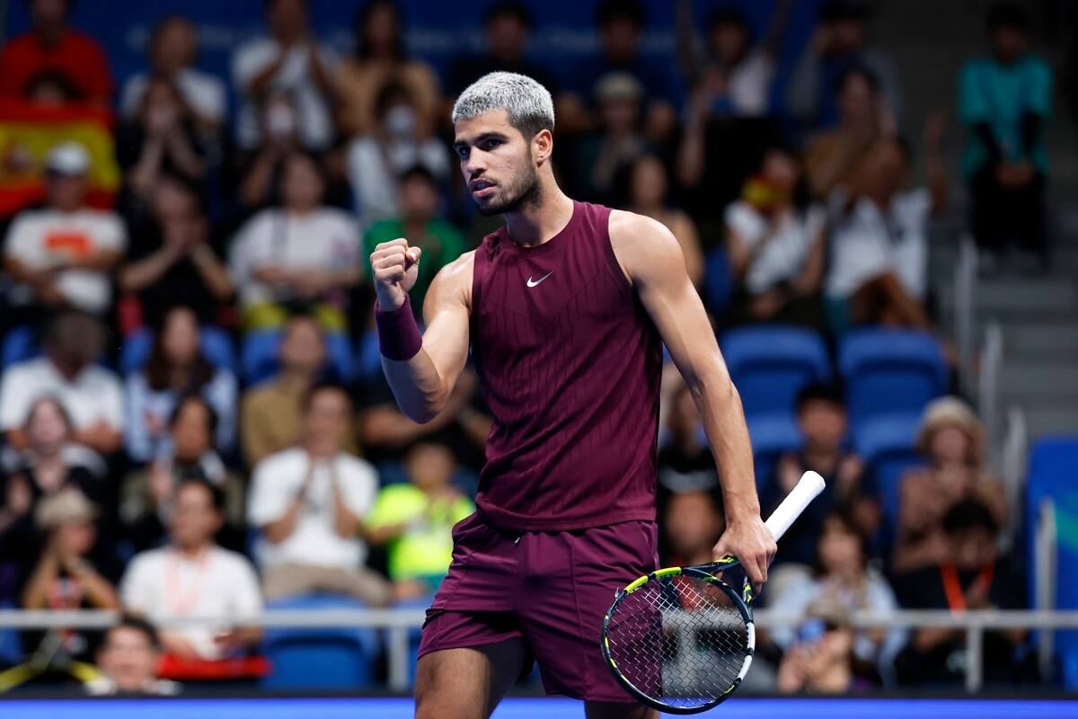 El número uno del mundo sigue imparable y ahora derrotó a Taylor Fritz en la final del ATP 500 de Tokio. Foto: EFE
