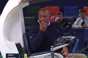 VIDEO | Escándalo en Shanghai: grosero error de Carlos Bernardes en partido de Stan Wawrinka