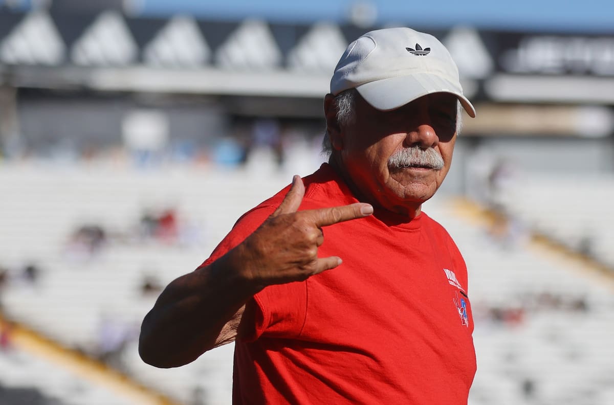 Imperdible anécdota de Caszely sobre el mítico viaje de La Roja a Unión Soviética: “¡Hacía un frío!”