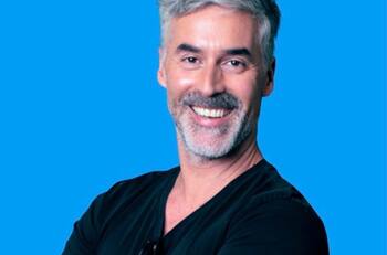 El actor le dedicó romántico mensaje: Carlos Díaz y su esposa, Camila Videla, celebraron 24 años de matrimonio