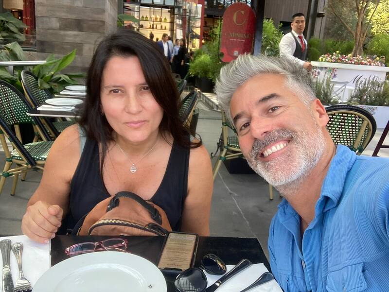 llevan 24 años de matrimonio
