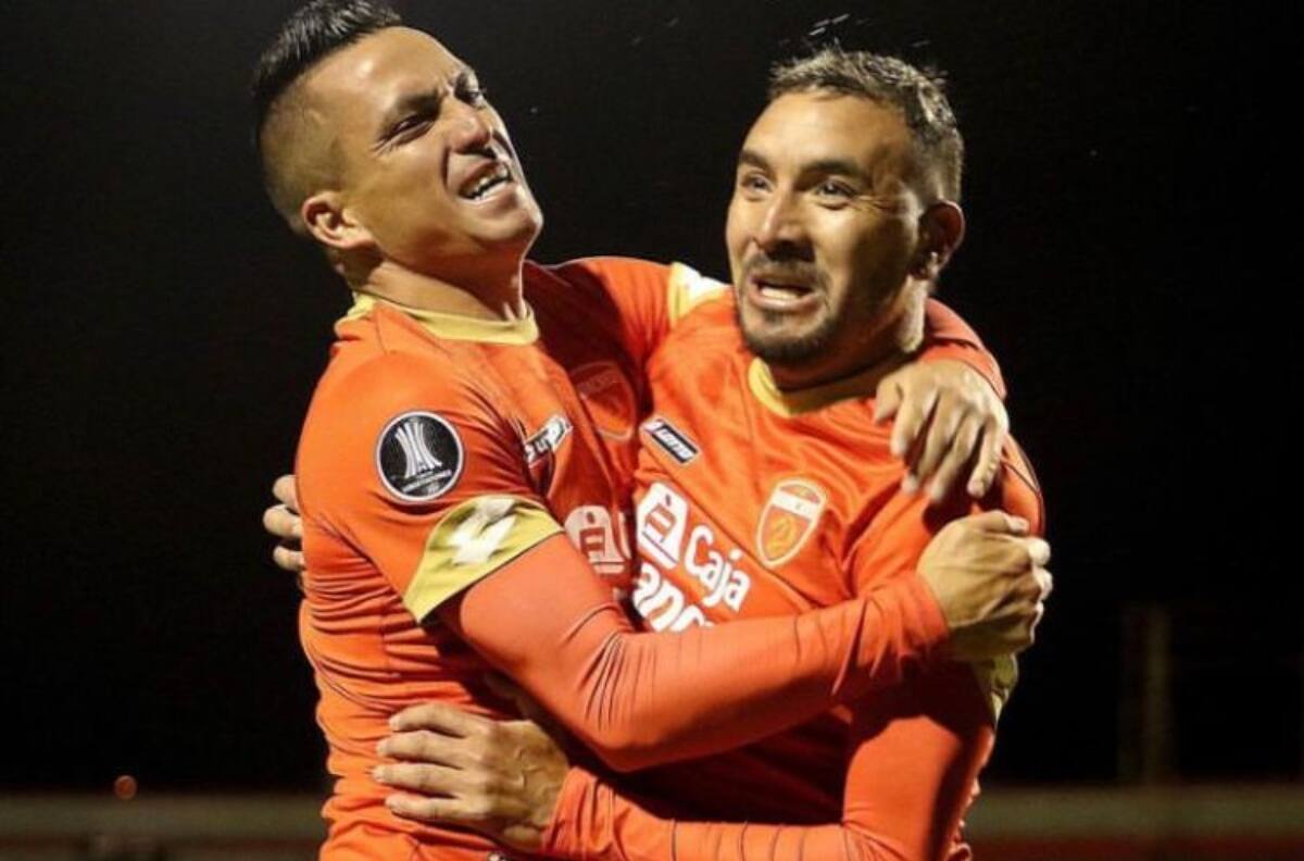 Debutó con Bonvallet, es bicampeón en Chile y fue hombre de la semana en el inicio de Copa Libertadores