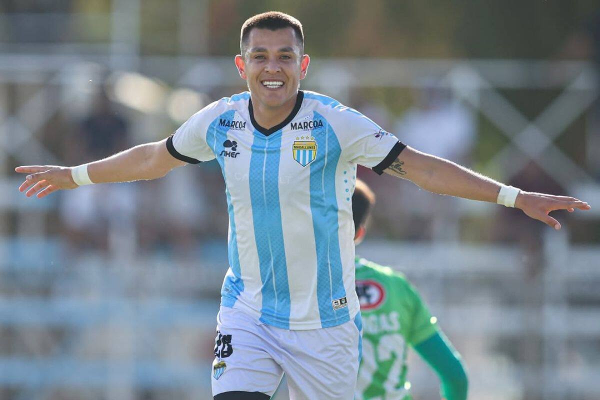 En 2025, el artillero jugó con regularidad en Magallanes. Foto: Instagram Carlos Muñoz.