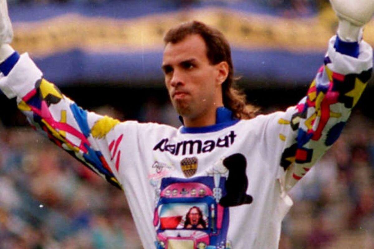 Imagen clásica del Mono Navarro Montoya, cuando era arquero de Boca Juniors.