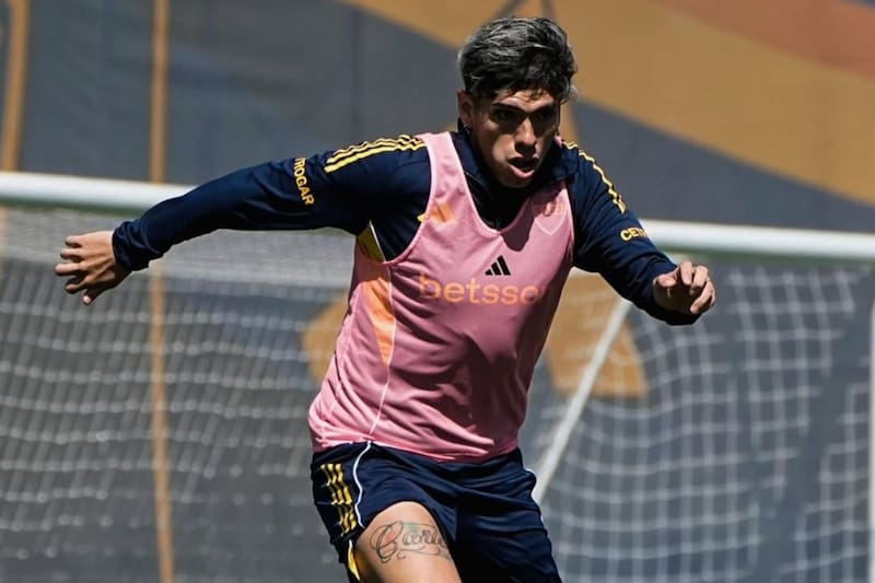 El chileno se perfila como titular para enfrentar a River Plate. Foto: @bocajrs en Instagram.