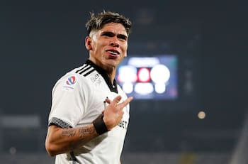 Carlos Palacios desafiante con sus críticos: “Pregúntenle a Román qué me ve”