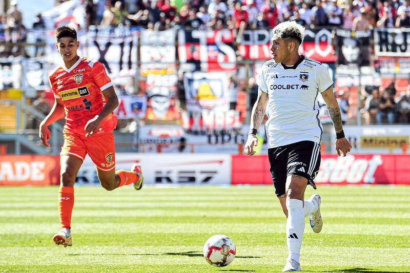 es el creador de juego en Colo Colo. Todo apunta a que tomará ese rol ante Argentina y Bolivia por la Selección Chilena. Foto: Agencia Aton.