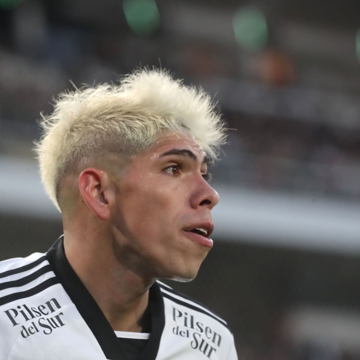 “No es factible”: Jaime Pizarro pone paños fríos al regreso de Carlos Palacios a Colo-Colo