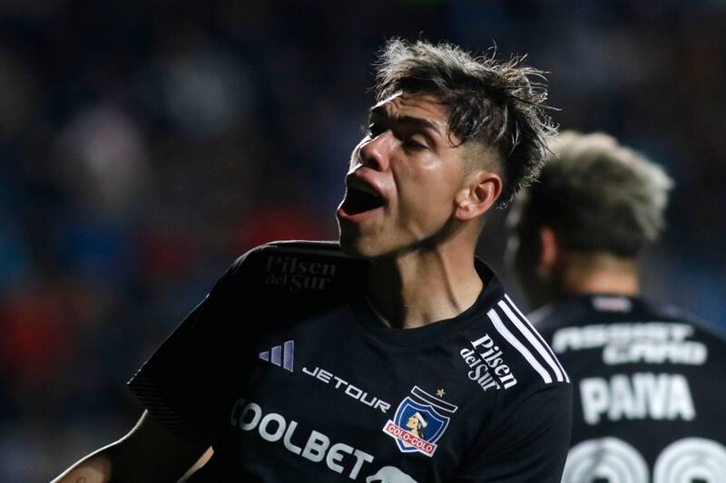 en el partido de Colo Colo ante O'Higgins en Rancagua.