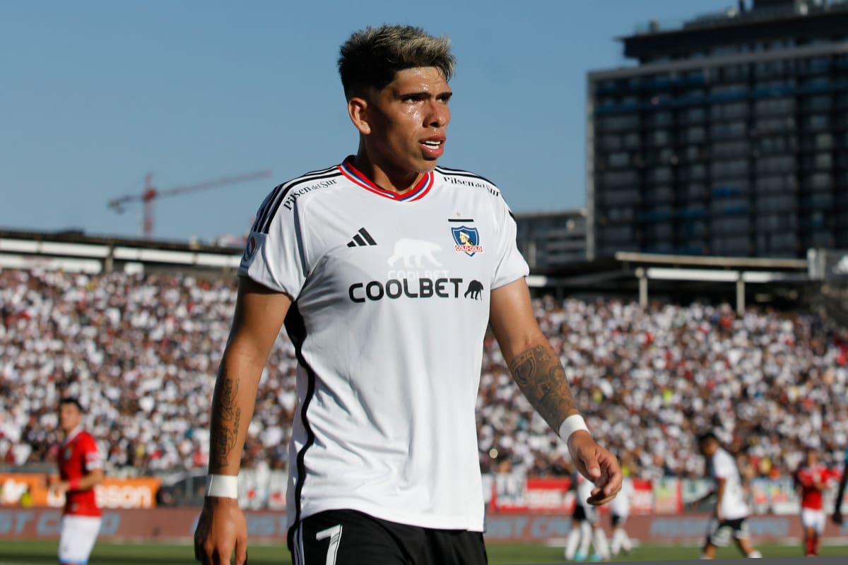 Carlos Palacios no convenció en Colo Colo ante Magallanes.