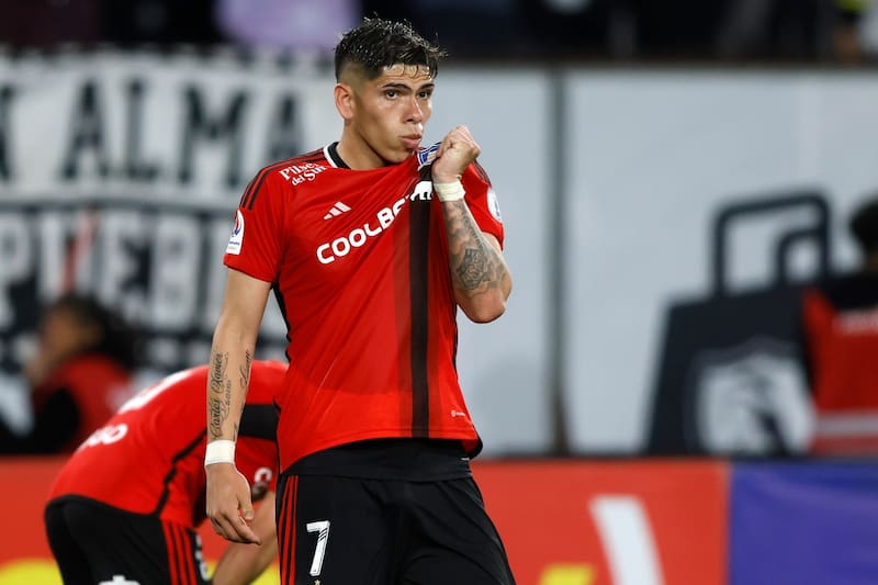 Carlos Palacios y su incierto futuro en Colo Colo.