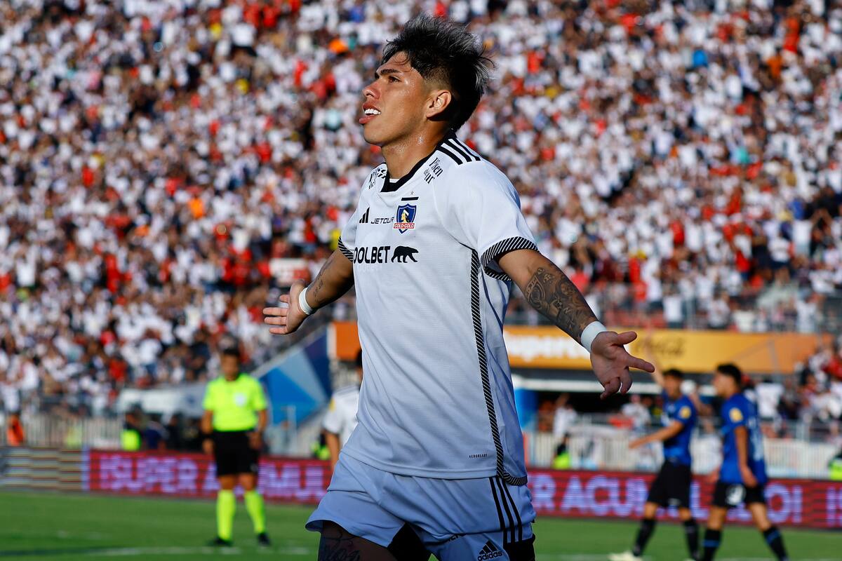 abrió la cuenta para Colo Colo en la Supercopa 2024. (Foto: Aton).