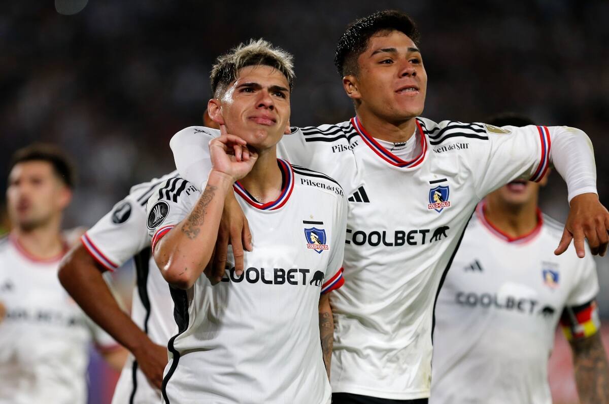 junto a Damián Pizarro en Colo Colo.