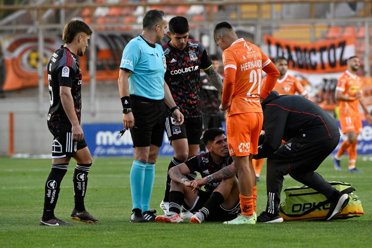 El goleador de Colo Colo se desgarró contra Cobreloa en la semifinal ida de Copa Chile 2023. (Foto: Agencia Aton)